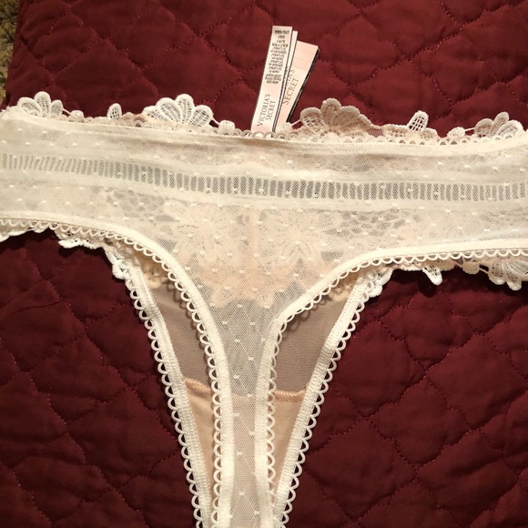 Victoria’s Secret Bustier 34B and panty S - Picture 7 of 7